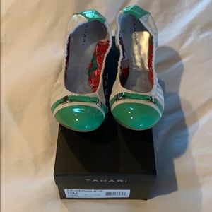 Tahari Veronica Flats - White/Mint Green - Size 10